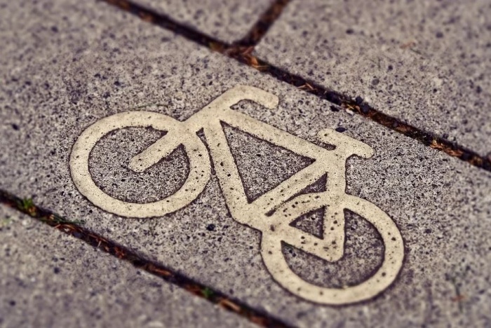 дорожный знак велосипедной дорожки