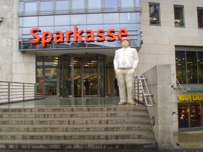 вход в Sparkasse